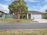 6 Darcy Drive, MINERS REST VIC 3352