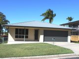 6 Swains Court, BOYNE ISLAND QLD 4680