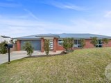 6 The Peaks Terrace, GOBBAGOMBALIN NSW 2650