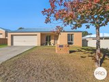 6 Wattle Way, WEST ALBURY NSW 2640