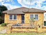 64 Piper Street, TAMWORTH NSW 2340