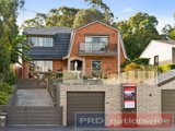 647 Henry Lawson Drive, EAST HILLS NSW 2213
