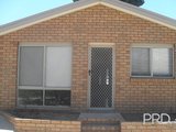 7/8 West Road, BURONGA NSW 2739