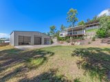 8 Dashers Drive, CANNONVALE QLD 4802