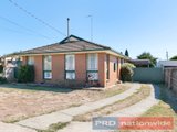 8 Dermot Street, WENDOUREE VIC 3355