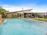 8 Serpentine Creek Road, REDLAND BAY QLD 4165