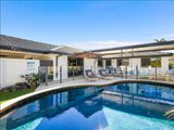 8 Tartan Court, Mermaid Waters QLD 4218