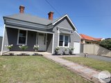 8 Thompson Street, BROWN HILL VIC 3350