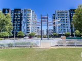 902/10 Aviators Way, PENRITH NSW 2750