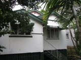 92 Brook Street, WINDSOR QLD 4030