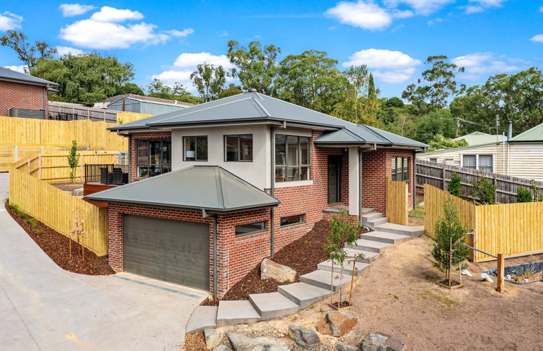 1 & 2 Joseph Close Yarra Junction 3797
