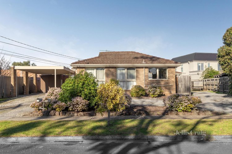 1 & 2 1 Como Court Mount Waverley 3149