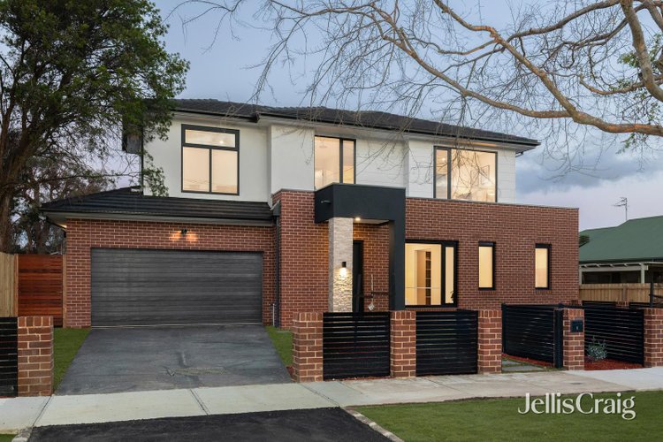 1 & 2 32 Victoria Street Box Hill 3128