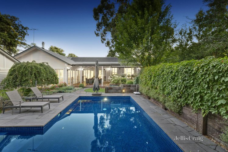 1-3 Daintree Avenue Park Orchards 3114