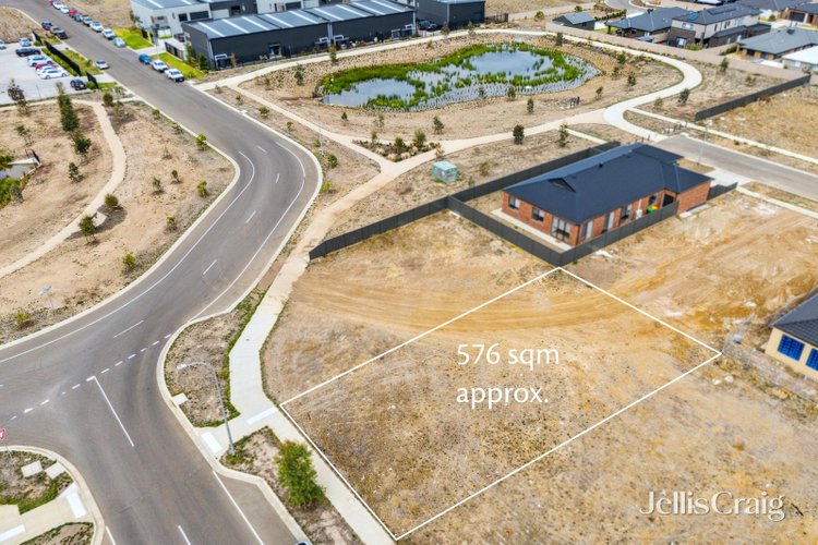 1 Anglesea Street Winter Valley 3358