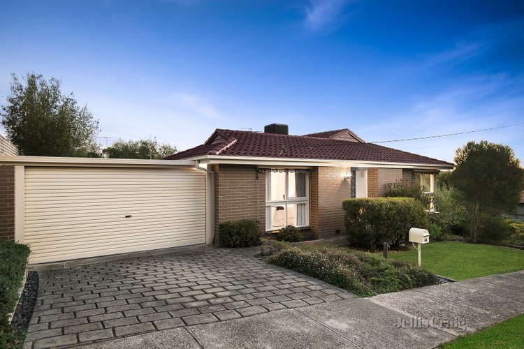 1 Barn Hill Close Viewbank 3084