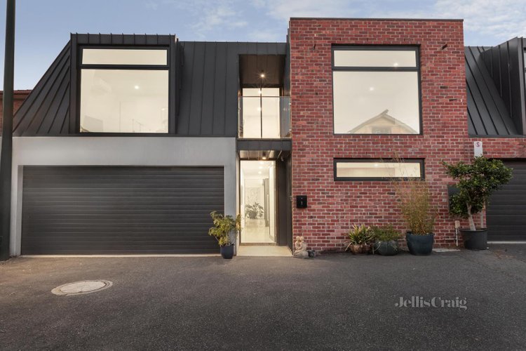 1 Bayview Street Elwood 3184