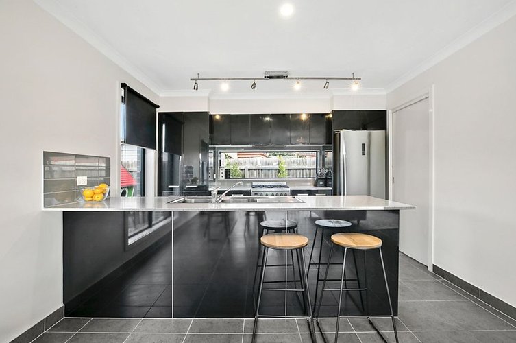 1 Belkan  Court, St Albans Park