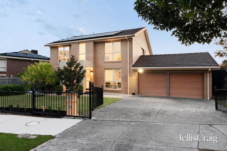 1 Beresford Close Doncaster East 3109