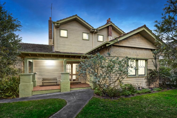 1 Blackburn Street Surrey Hills 3127