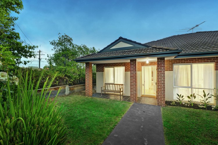 1 Burgess Street Bentleigh 3204
