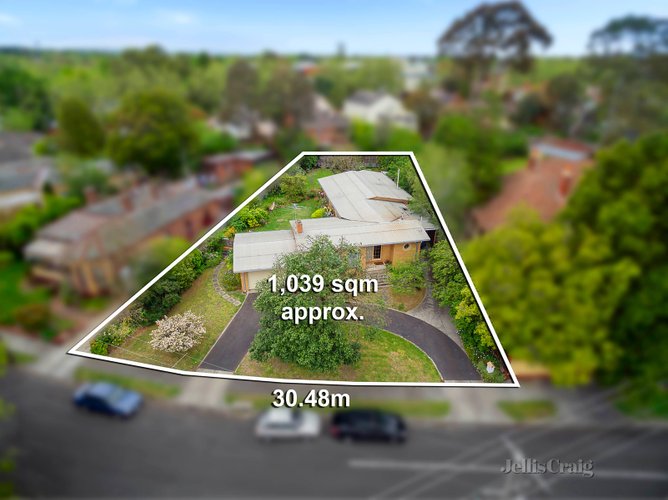 1 Claremont Crescent Canterbury 3126