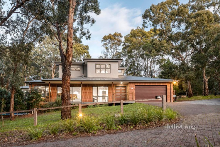 1 Cooinda Place Eltham 3095