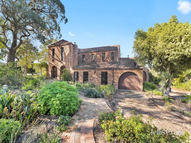 1 Creswick Street Glen Waverley 3150