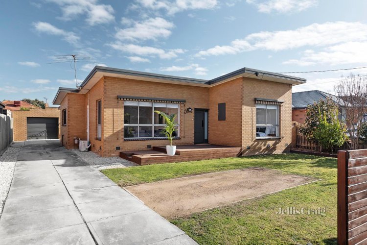 1 David Street Hadfield 3046