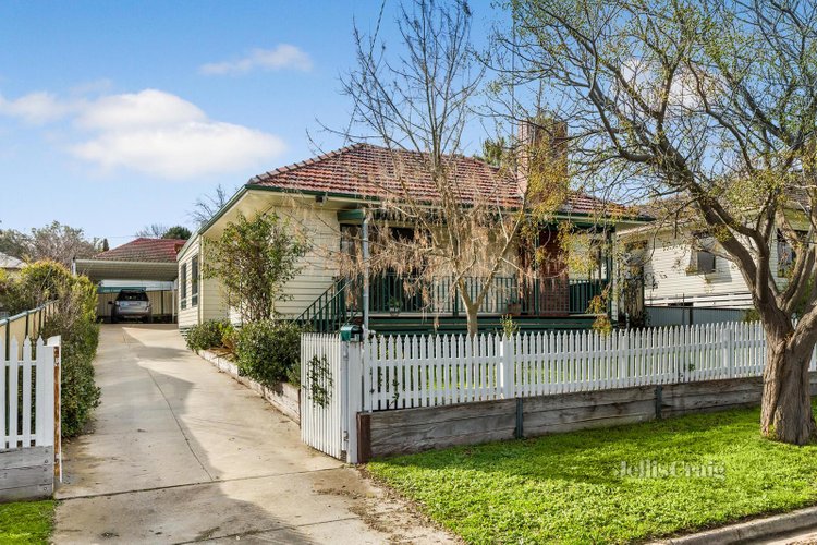 1 Douglas Crescent Castlemaine 3450