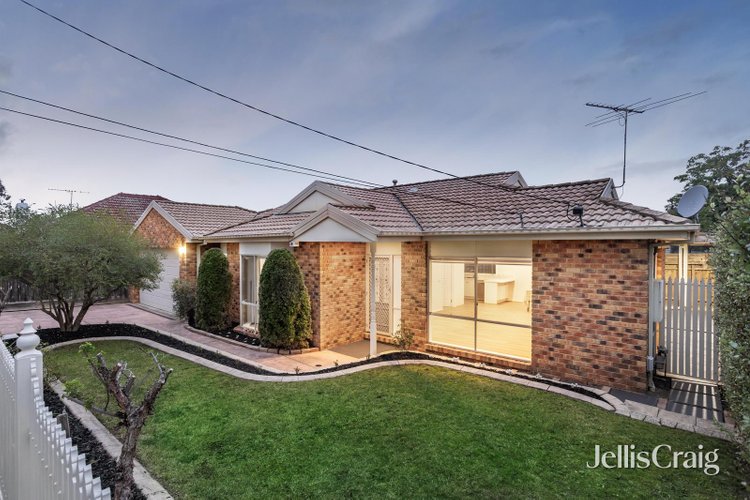 1 Dowle Street Macleod 3085