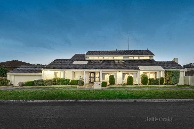 1 Dundee Court Templestowe 3106