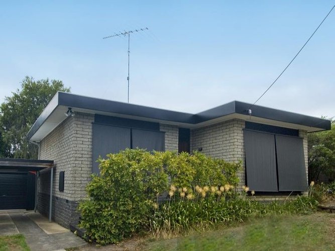 1 Fairfield Avenue Belmont 3216