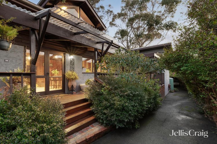 1 Helwig Avenue Montmorency 3094
