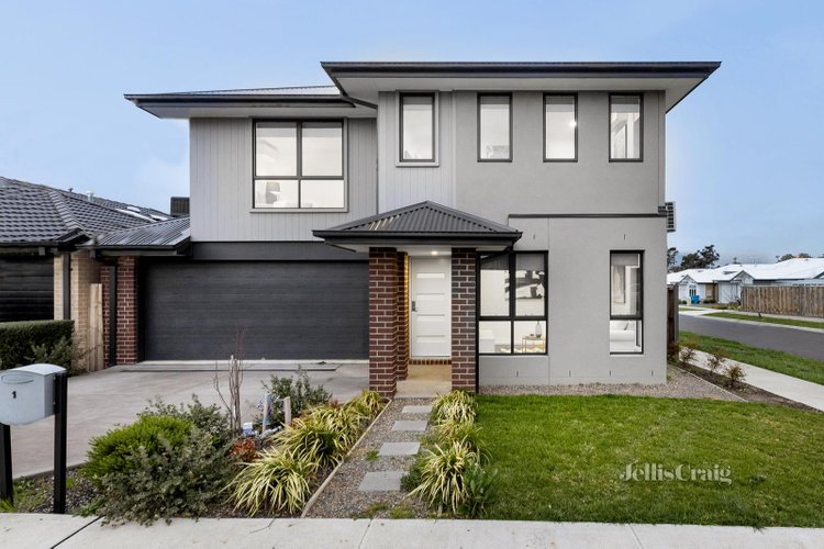 1 Hendrix Street Cranbourne East 3977