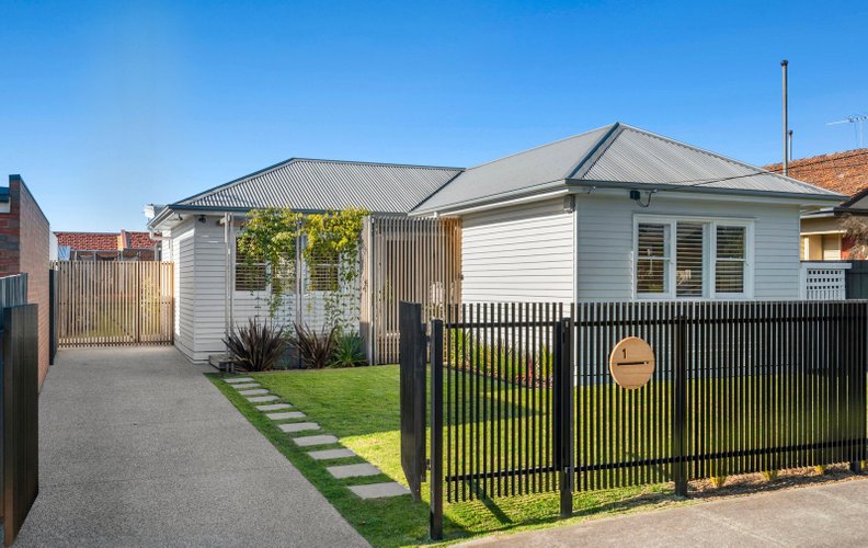 1 Hodgson Street Geelong West 3218