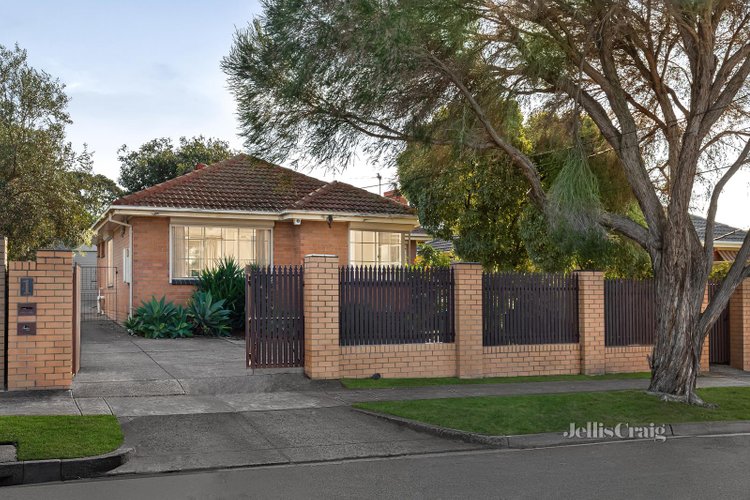 1 Leonard Crescent Bundoora 3083