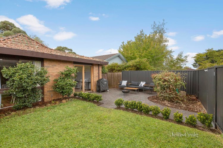 1 Linton Court Alfredton 3350