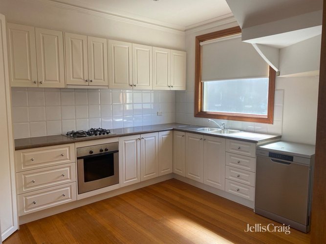 1 Little Withers Street Albert Park 3206