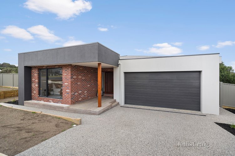 1 Locmor Drive Brown Hill 3350