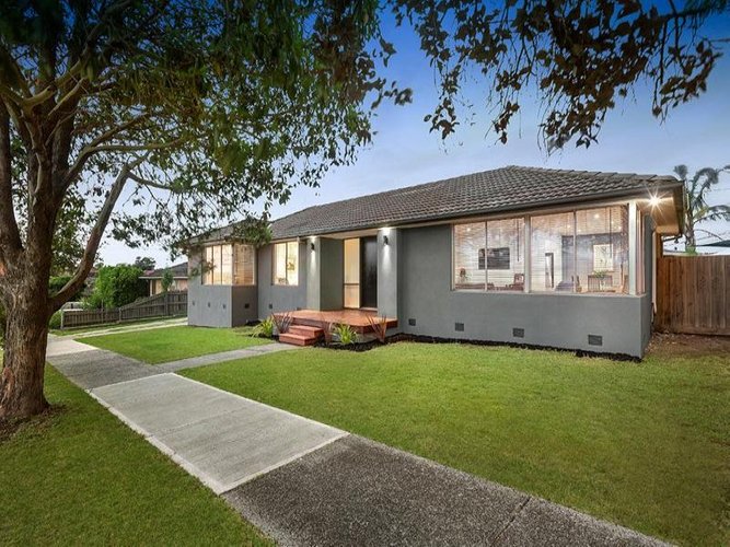 1 Mayfair Close Gladstone Park 3043