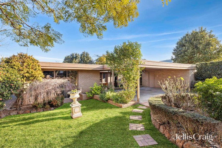 1 Milford Place Belmont 3216