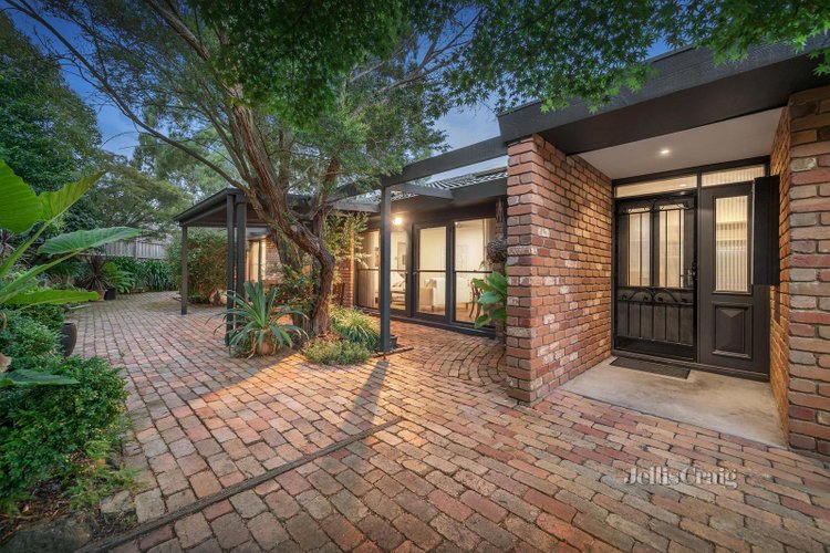 1 Pensby Court Ringwood 3134