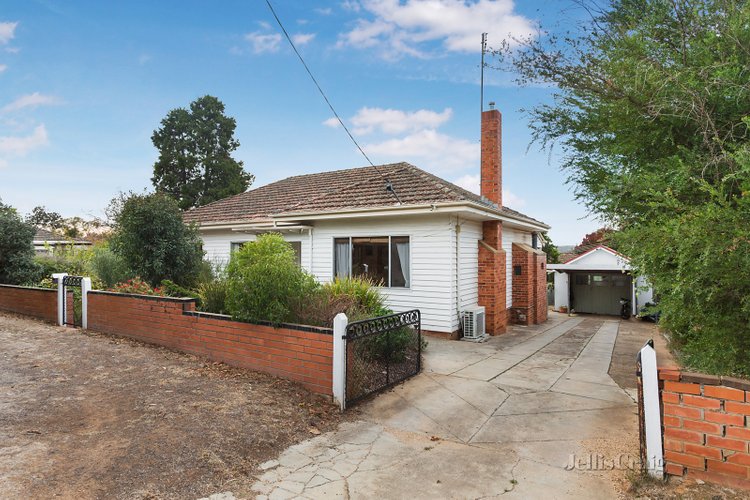 1 Pleasant Street Castlemaine 3450