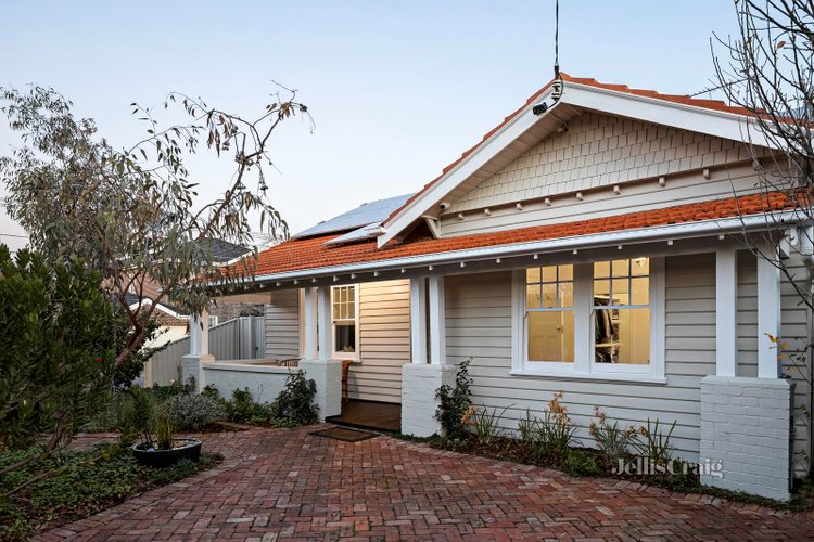 1 Plimsoll Grove Fairfield 3078