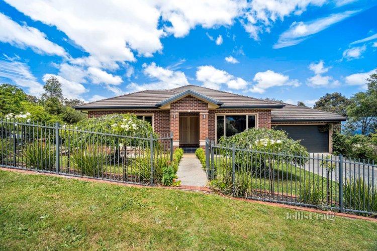 1 Redwood Court Mount Helen 3350