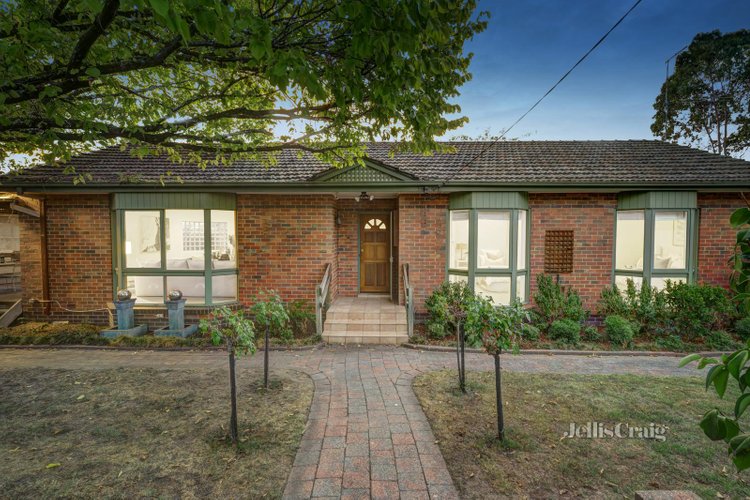 1 Robert Street Bulleen 3105