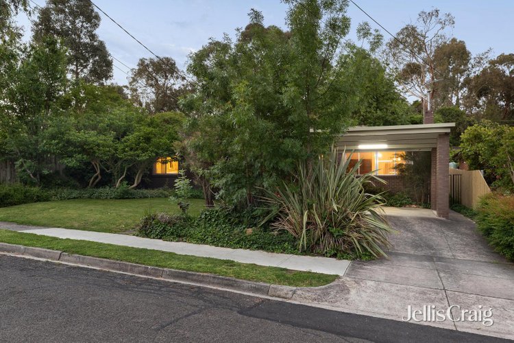 1 Robert Street Montmorency 3094