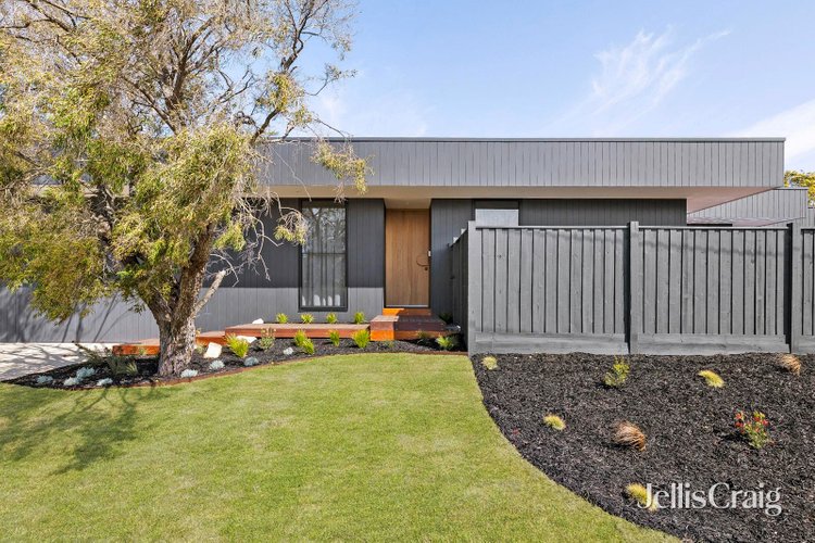 1 Russell Crescent Sorrento 3943