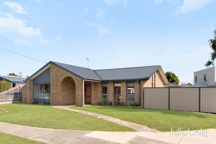 1 Ryder Court Mount Waverley 3149
